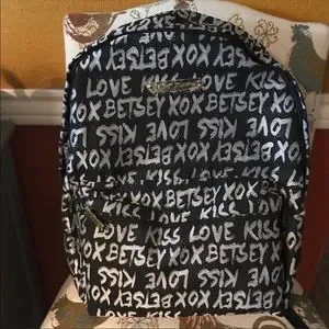 Betsey Johnson | Bags | Betsey Johnson Jacquard Logo  display picture 2